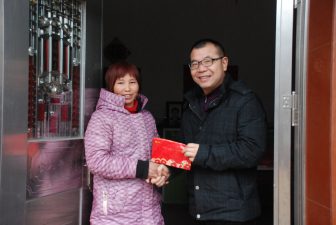 南宫ng28相信品牌力量走访慰问难题员工
