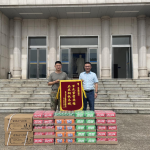 军民细密团结 共筑钢铁长城